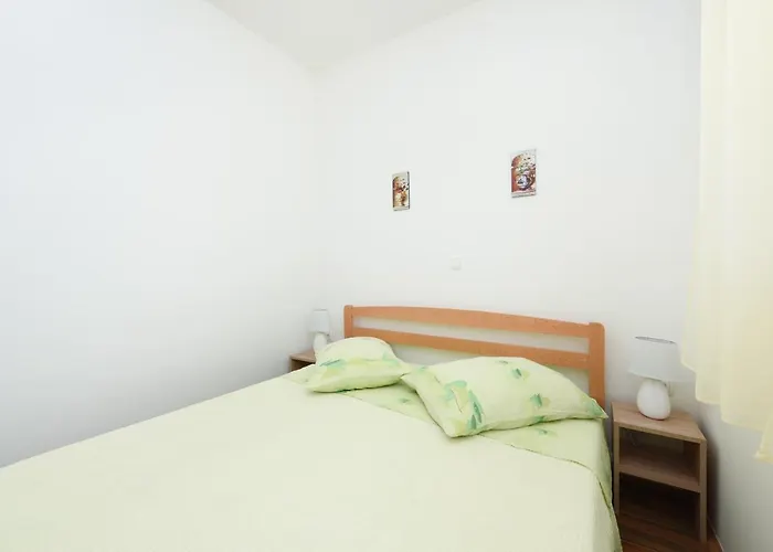 Apartament Sime *
